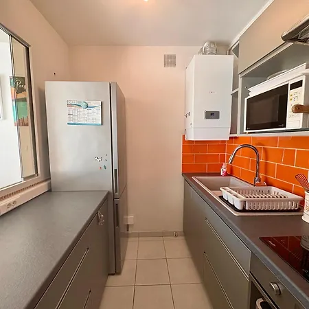 Apartament Bel A St Jean De Monts Avec Balcon Et Parking, Proche Et Commerces - Fr-1-323-585 *