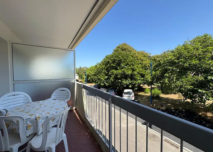 Bel A St Jean De Monts Avec Balcon Et Parking, Proche Et Commerces - Fr-1-323-585 생장드몽