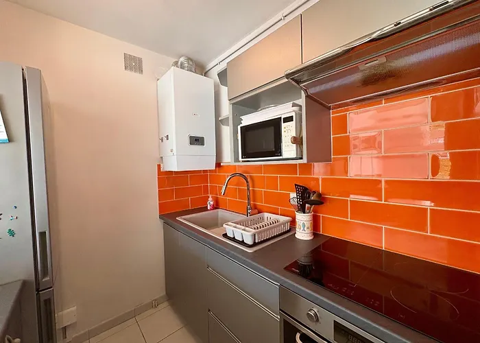 Bel A St Jean De Monts Avec Balcon Et Parking, Proche Et Commerces - Fr-1-323-585 아파트